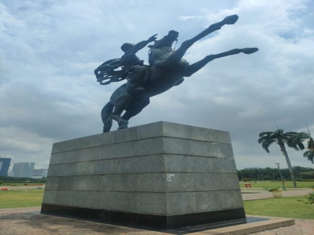 0f2bc1f8-3d7f-4cbe-ba52-dd13d7ef82b7